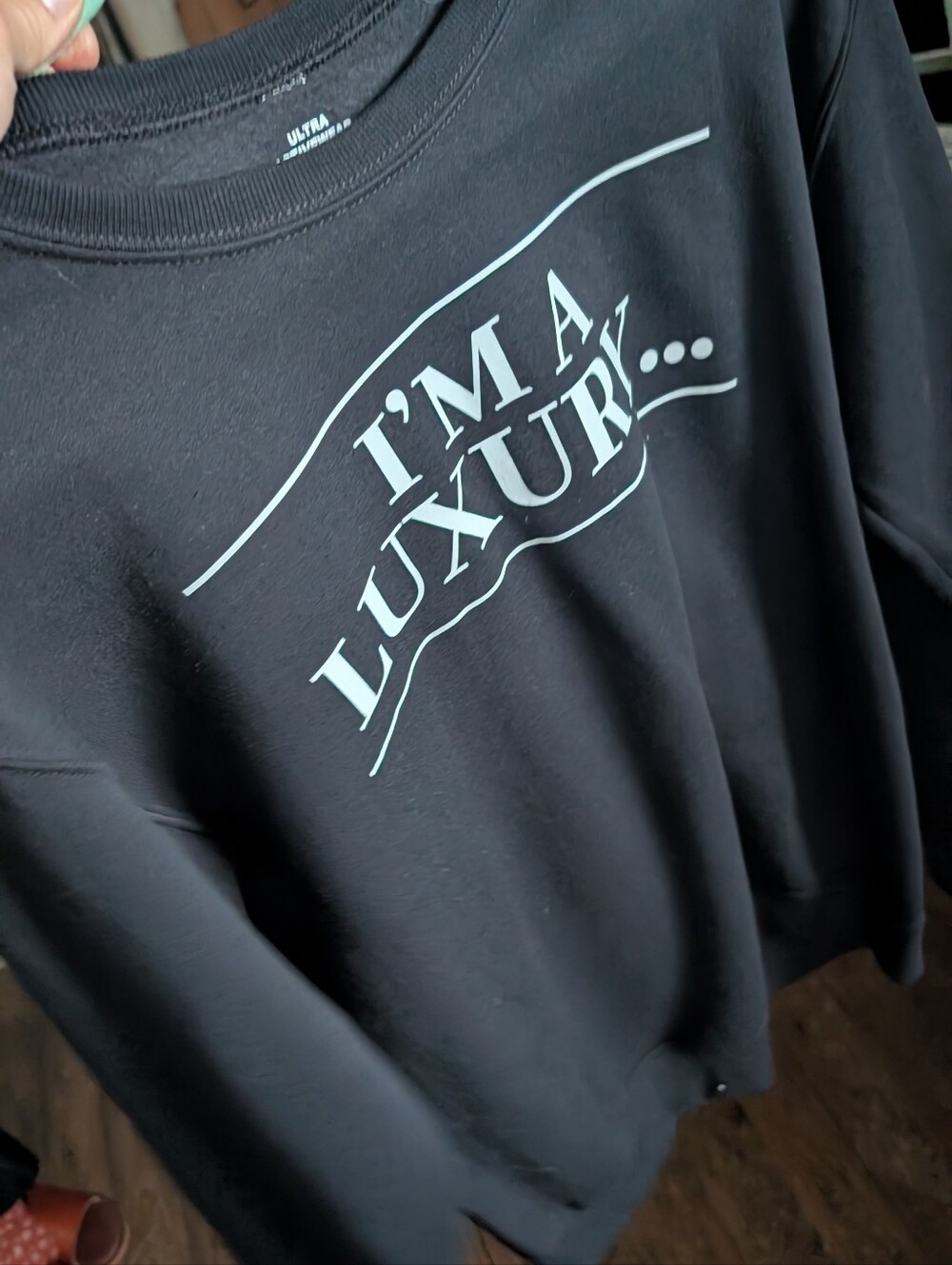 Women's Black Graphic Sweatshirt - I'm A Luxury